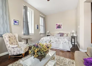 Suites at The Red Rock Vacation rentals hotel thumbnail 4