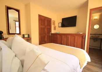 Hotel Boutique Ponciano hotel thumbnail 8