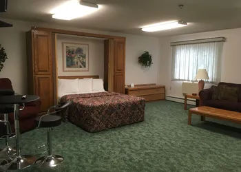 Value Host Motor Inn hotel thumbnail 6