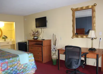 Lambert Inn hotel thumbnail 2