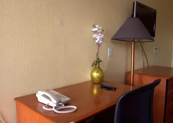 Lambert Inn hotel thumbnail 5