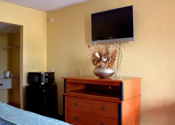 Lambert Inn hotel thumbnail 7