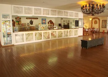 The Halfwaiy Inn hotel thumbnail 3