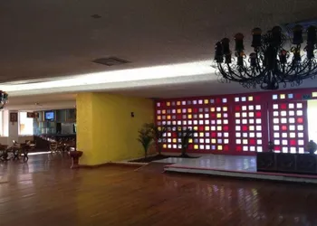 The Halfwaiy Inn hotel thumbnail 4