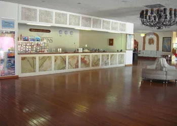 The Halfwaiy Inn hotel thumbnail 5