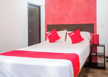 OYO Hotel Gandag hotel thumbnail 7