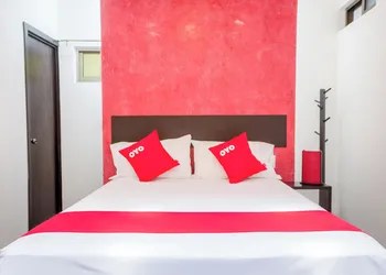 OYO Hotel Gandag hotel thumbnail 8