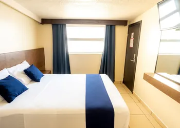 Hotel Rose Ensenada hotel thumbnail 7