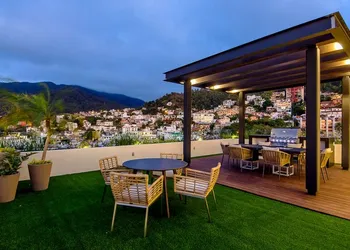 Mountain Views Rooftop Pool Condo hotel thumbnail 6