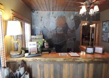 Shaver Lake Village Hotel hotel thumbnail 2