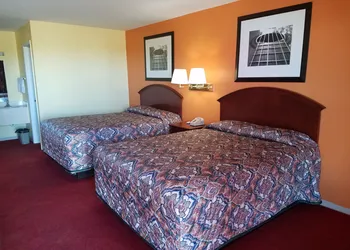 Executive Inn hotel thumbnail 3