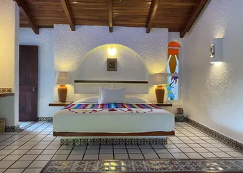 Villa de la Roca hotel thumbnail 2