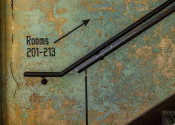 Travelers Hotel hotel thumbnail 4