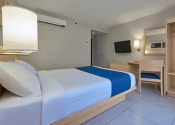 City Express by Marriott Xalapa hotel thumbnail 7