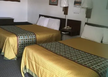 Kansan Motel hotel thumbnail 3