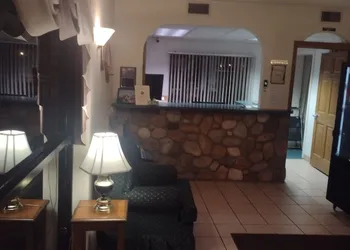 Landmark Motel hotel thumbnail 2