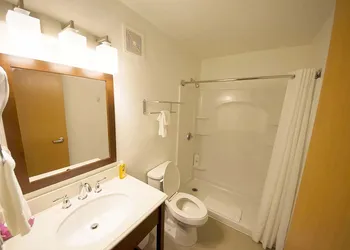 Rewak Studios hotel thumbnail 7