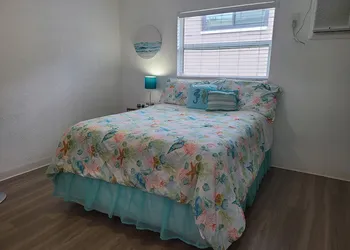 Sun Island Motel hotel thumbnail 6