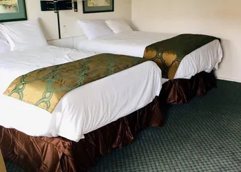 Imperial Inn hotel thumbnail 4