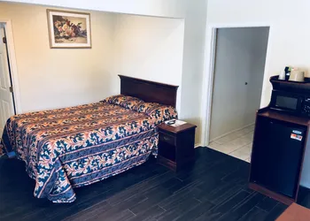 Victory Motel Inn hotel thumbnail 3