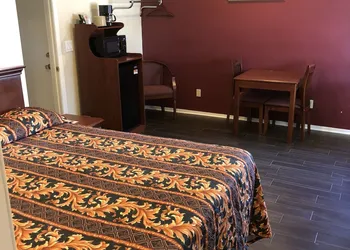 Victory Motel Inn hotel thumbnail 4