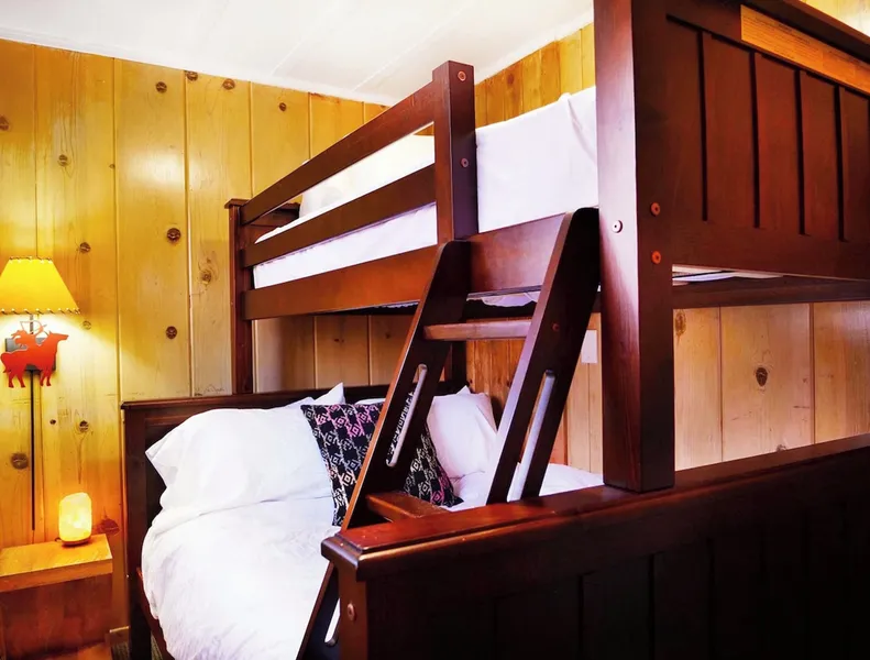 Grand Pine Cabins hotel detail image 2