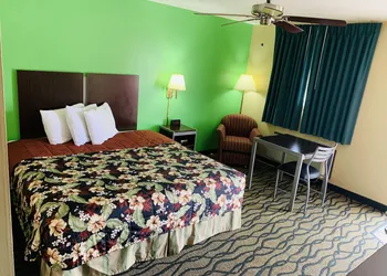 Thunderbird Inn hotel thumbnail 6