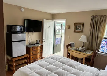 Great House Motel hotel thumbnail 3