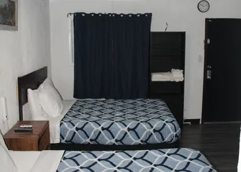 Holiday Lodge Motel hotel thumbnail 2