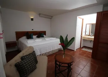 Hotel Villa Blanca Suites hotel thumbnail 8