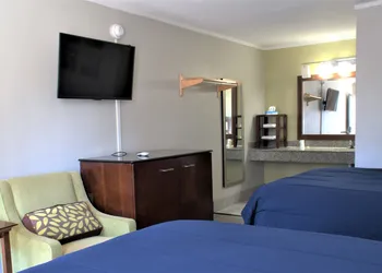 Eastern Shore Motel hotel thumbnail 5