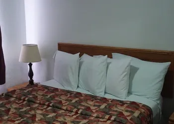 Lamesa Motel hotel thumbnail 5