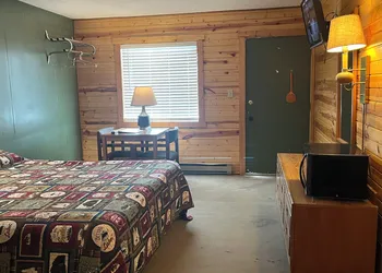 Dakota Winds hotel thumbnail 3