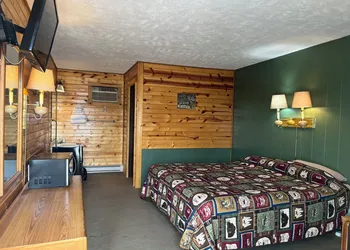 Dakota Winds hotel thumbnail 5