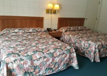 Oakridge Motel hotel thumbnail 2