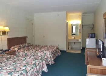 Oakridge Motel hotel thumbnail 5