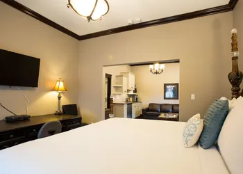 The Puddicombe House hotel thumbnail 5