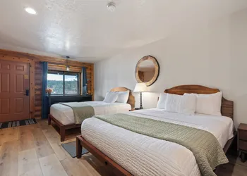 Duck Creek Village Inn hotel thumbnail 6