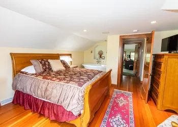 Sabamba Alpaca Ranch hotel thumbnail 3
