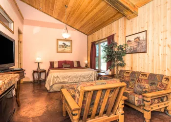DiamondStone Guest Lodges hotel thumbnail 3