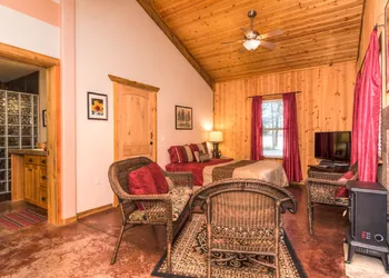DiamondStone Guest Lodges hotel thumbnail 7