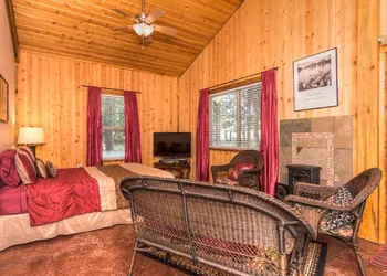 DiamondStone Guest Lodges hotel thumbnail 8