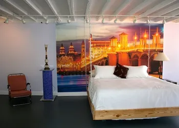 The Loft at Menorcan Square hotel thumbnail 3