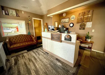 Lighthouse Inn hotel thumbnail 2