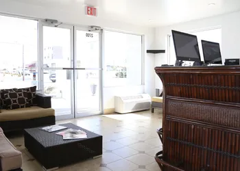 Oceans 2700 hotel thumbnail 2