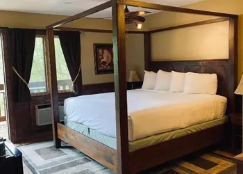 Sylvan Valley Lodge & Cellars hotel thumbnail 3