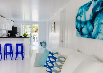 Blue - Inn on The Beach hotel thumbnail 5