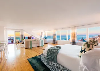 Blue - Inn on The Beach hotel thumbnail 7