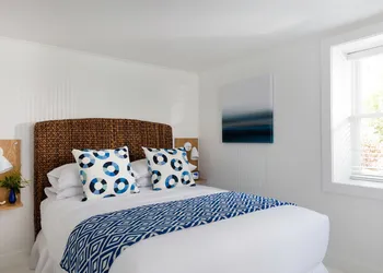Blue - Inn on The Beach hotel thumbnail 8