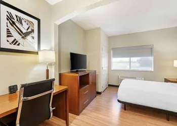 Extended Stay America Suites - Buffalo - Airport hotel thumbnail 8